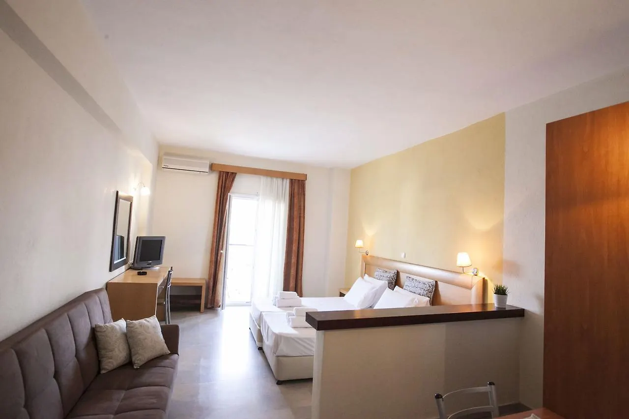 Golden Sun Village Pefkochori 3*,